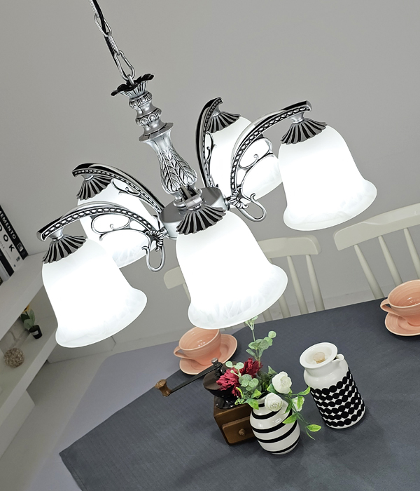 제임스 5등 샹들리에 LED식탁조명 인테리어펜던트